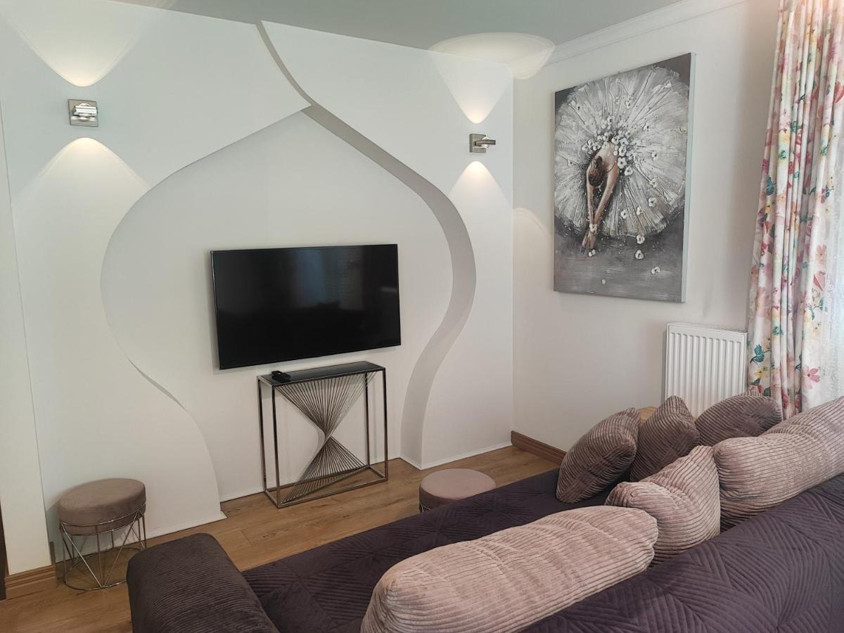 Apartament 5 Z Widokiem Na Basen Ustronie Morskie Zewnętrze zdjęcie